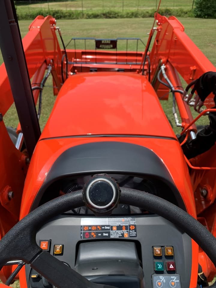 2021 Kubota M7060 PACKAGE