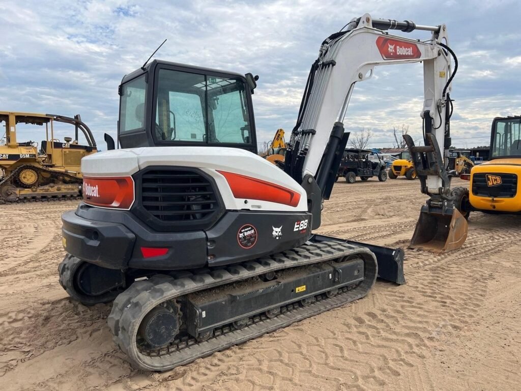 2021 Bobcat E88R2-Series